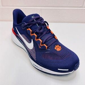 Nike Dark Purple and Bright Orange Running Shoe